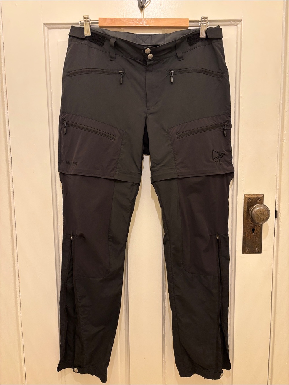 Norrona Bitihorn convertible pants women’s size M